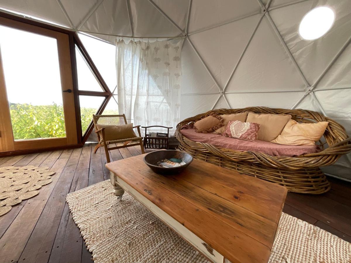 Golden Domes Hotel Cootharaba Bagian luar foto