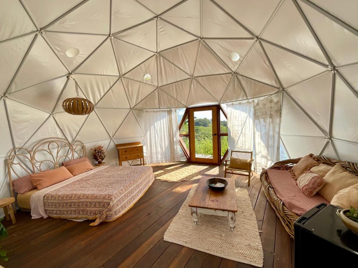 Golden Domes Hotel Cootharaba Bagian luar foto